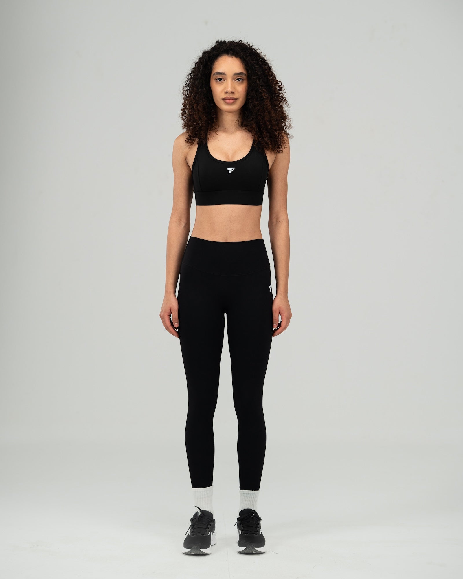 AIMER - Support Bra Black